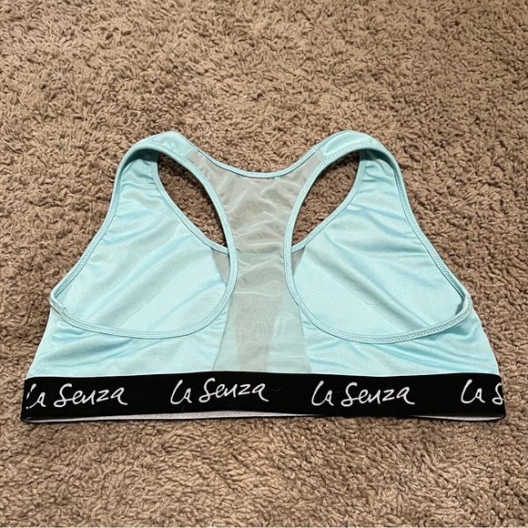 ⭐️ La Senza Sexy Sports Bra size Medium ⭐️🌶️ - Picture 2 of 2